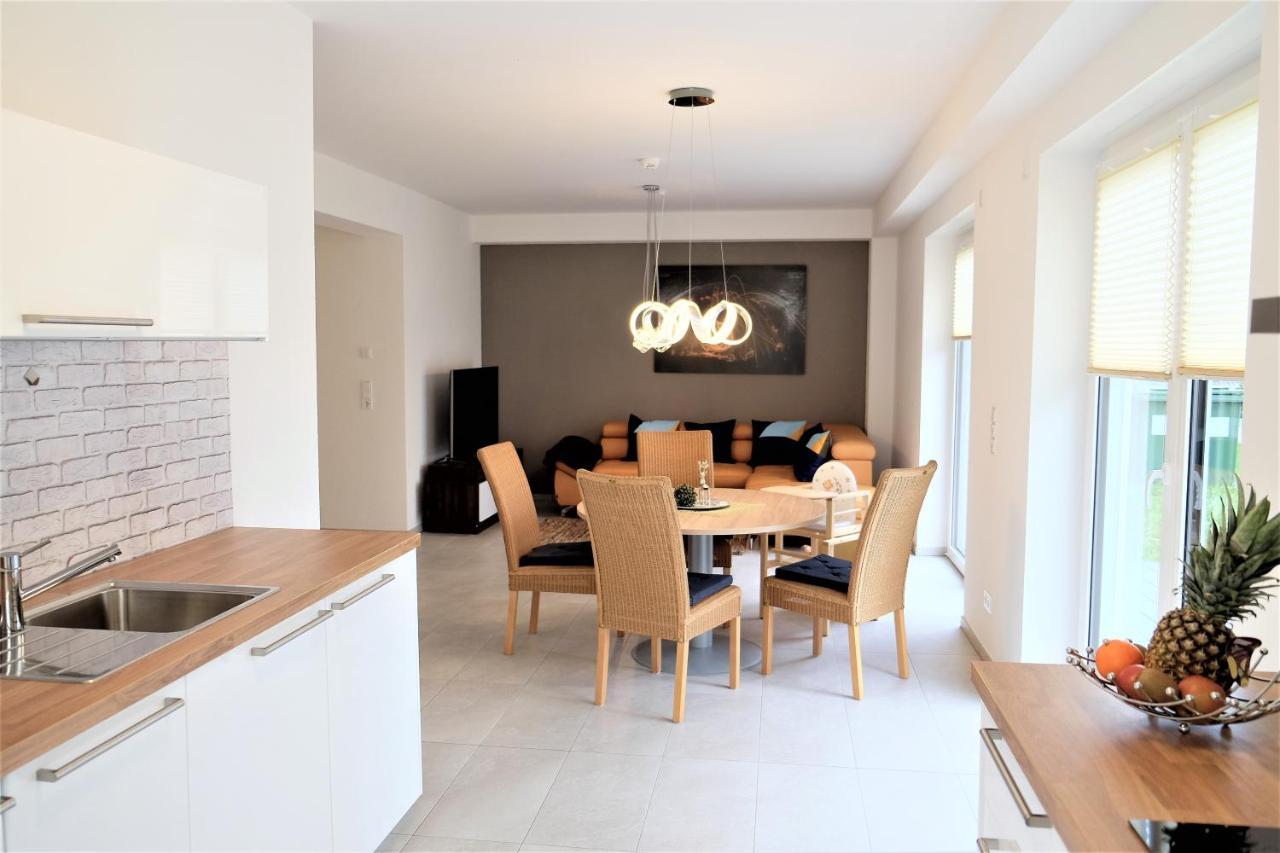 Family + Friends Apartment Ferienwohnung Ransbach-Baumbach Exteriör bild
